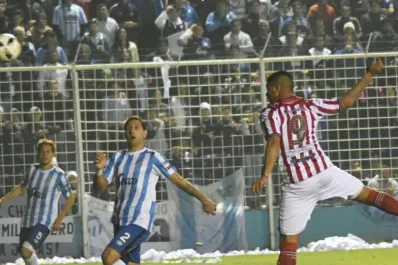 La foto del goleador: Lentini enmudeció al Monumental