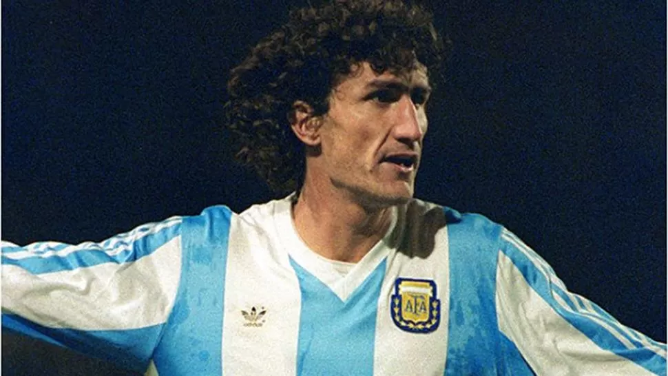 RESPALDO. La foto de Bauza que Maradona compartió en las redes.