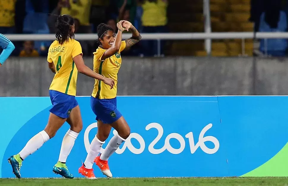 Cristiane festeja su gol, el tercero de las brasileñas.
FOTO DE REUTERS