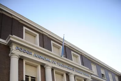 El PE desvió fondos a la Corte en 2015, afirma un legislador