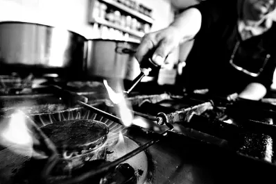 Deberán facturar gas y luz con tarifas anteriores a la suba