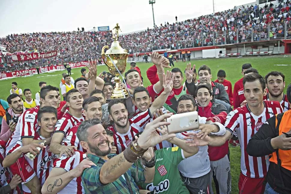 San Martín está dulce: volvió a derrotar a Atlético y levantó el trofeo ante su gente