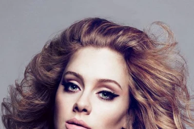 Adele rechazó presentarse en el medio tiempo del SuperBowl