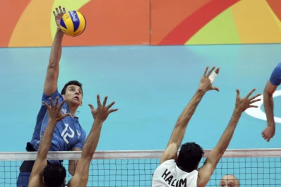 El seleccionado de voley terminó primero en su grupo