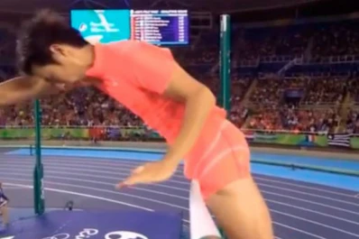 Río 2016: tiró la varilla con su miembro viril y perdió