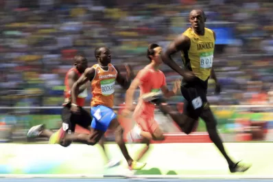 Bolt camina cuando todos vuelan