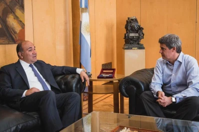 Manzur gestionó ante Prat-Gay el aval para obtener un crédito de China