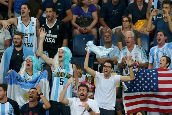Pese a la derrota del básquet, la hinchada argentina se hizo escuchar en Brasil