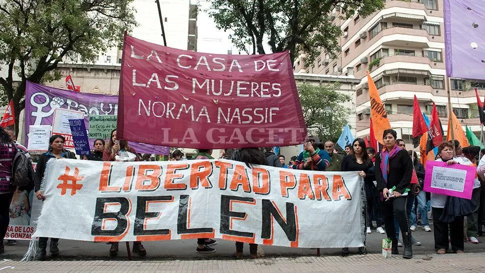 MOVILIZACIONES. Marcharon en todo el país por la liberación de la joven tucumana. ARCHIVO LA GACETA