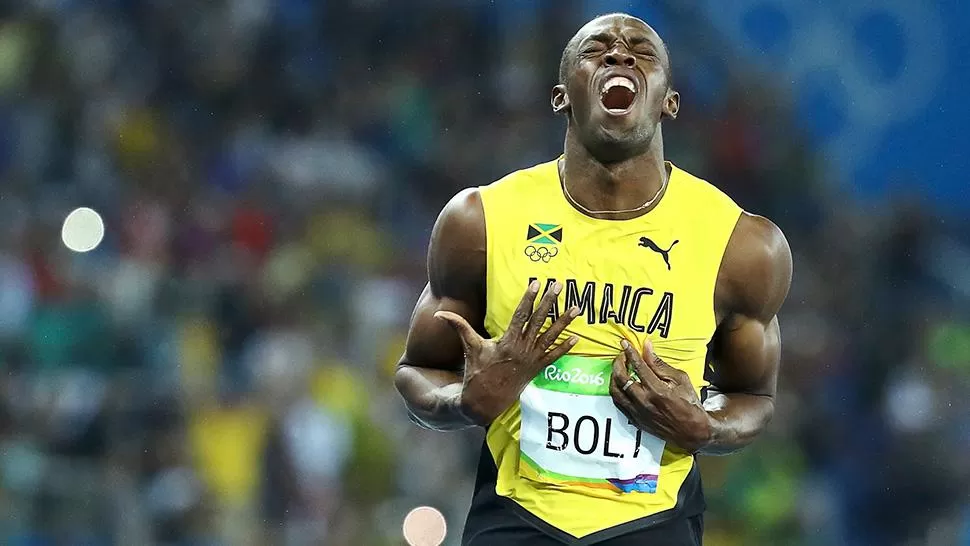 NOOO. Bolt ni intentó ocultar su bronca por no haber obtenido la marca que buscaba. REUTERS