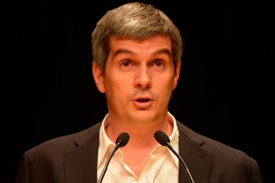 Peña afirma que van a discutir el tope de 400% de aumento a la tarifa de gas