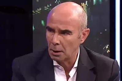 El cable de 220 que pisé fue el vínculo con la efedrina, dijo el jefe de la Aduana suspendido