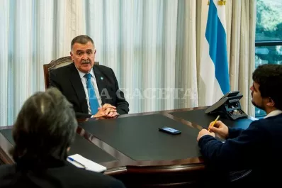 Jaldo anunció la eliminación de las ayudas sociales a personas