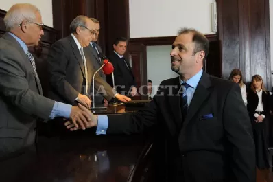 Tras ser vetado 10 veces, Romagnoli juró como juez: quiero mirar para adelante