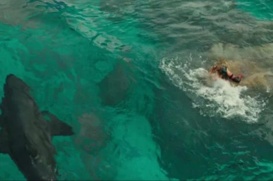 Vuelve a los cines el animal más temido de los océanos con Miedo profundo