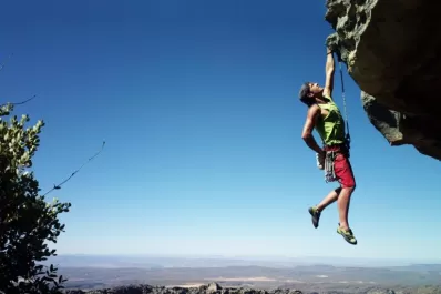 Hacer deportes y coquetear con la muerte es cada vez más popular