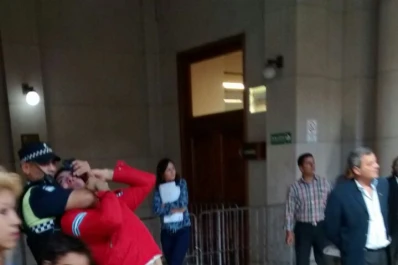 Suspendieron un juicio por graves incidentes