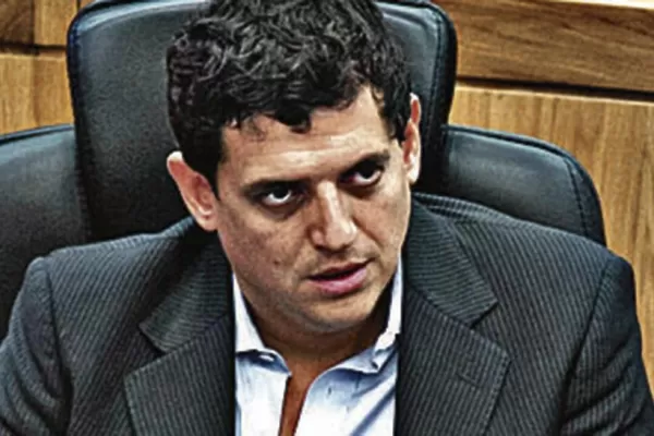 Indignación de legisladores del oficialismo con Alfaro