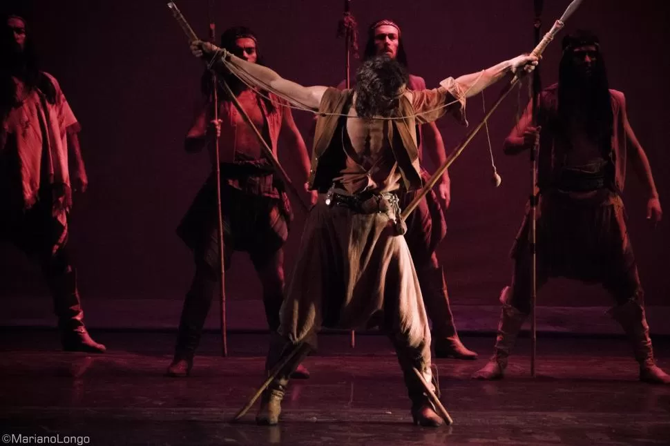 EXPRESIÓN PROPIA. El ballet que dirige Omar Fiordelmondo se retroalimenta con nuevos ritmos en cada gira. FOTO/ MARIANO LONGO.-