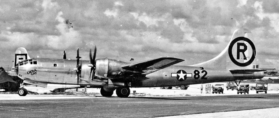 ENOLA GAY. El bombardero B-29 dejó caer sobre Hiroshima una bomba con un poder explosivo equivalente a 20.000 toneladas de TNT. 