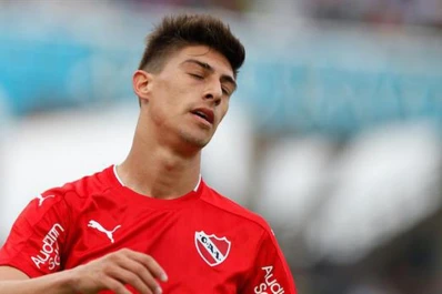 Marcó el gol del triunfo de Independiente, recibió un golpe en la cabeza y se olvidó de todo