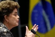 Dilma acusó a su vice de “traición” y “usurpación”