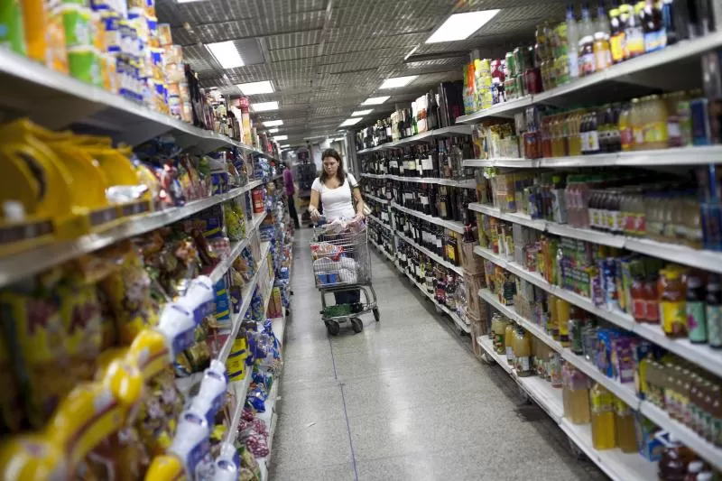 CARRITO COSTOSO. Los supermercados remarcan por arriba de la inflación. archivo