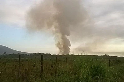 Volvió a arder el basural del Bernel: habían prometido cerrarlo, pero lo siguen usando