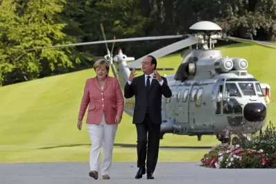 Merkel y Hollande relanzan la Unión Europea