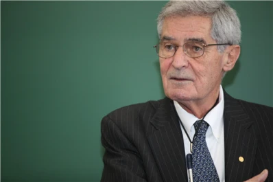 Disertación de Robert Lucas
