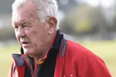 Jorge Solari, ex DT de Atlético, fue internado en estado delicado