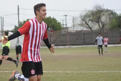 Con dos golazos de Rizo, San Martín es puntero en la Liga