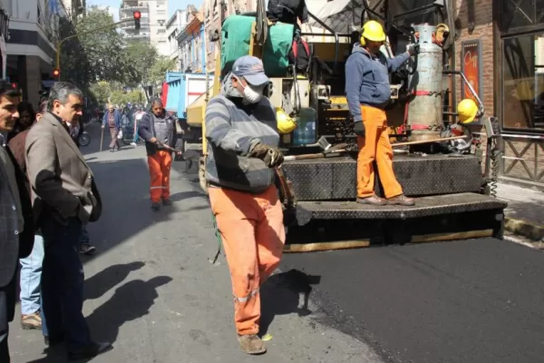 El viernes terminará el plan de repavimentación de 130 cuadras en la capital