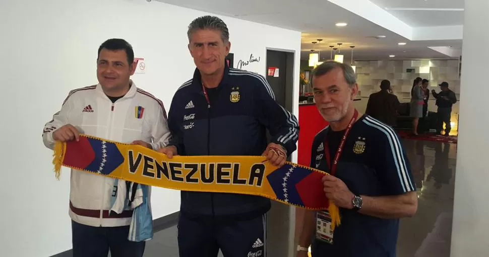 El gobernador de Mérida, Alexis Ramírez, le dio la bienvenida a la delegación argentina