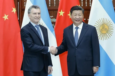 Macri, al volver de China: falta mucho, pero vamos por el camino correcto