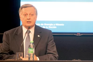 Aranguren: los cortes de luz en el verano dependerán del calor