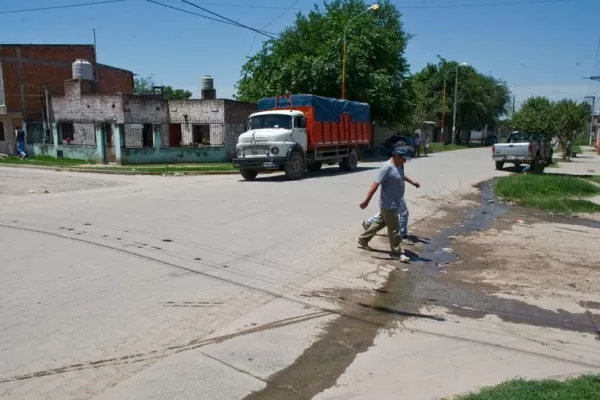 Intentó robar un taxi, pero un grupo de choferes lo descubrió y le dio una paliza