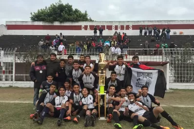 El “Cuervo” festejó, 15 años después