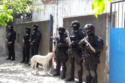 Operativo antidrogas en La Costanera: secuestraron cocaína