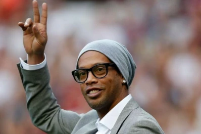 Ronaldinho anunció que planea dejar el fútbol definitivamente
