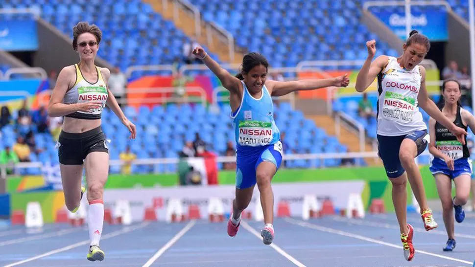 Yanina Martínez (@AllianzARG)