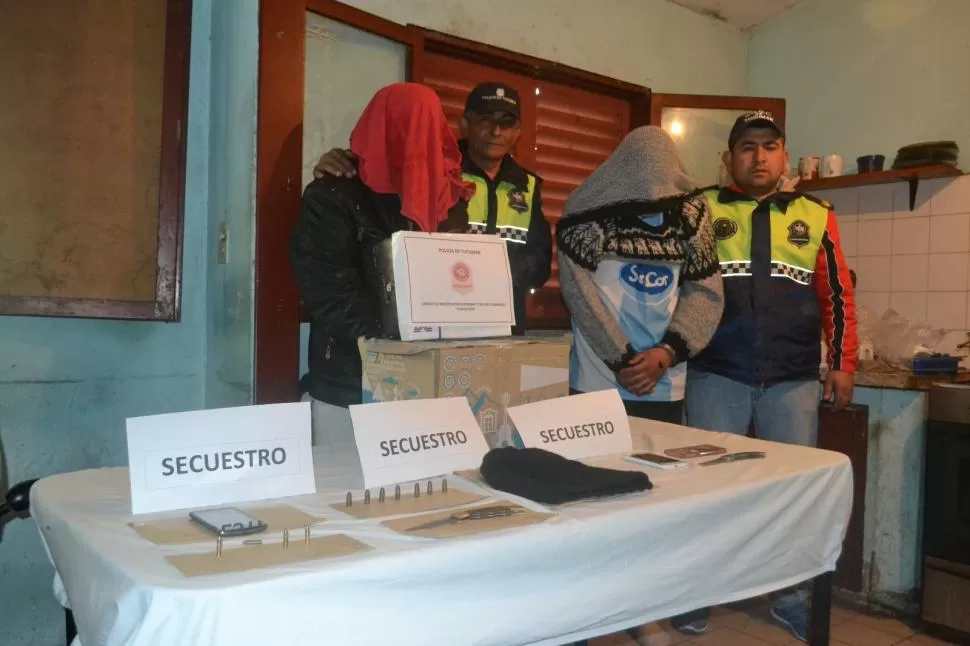 SECUESTROS. Los elementos que fueron encontrados por los policías.  