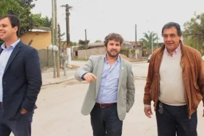 ¿A quién le incumbe la revisión del Código de Yerba Buena?