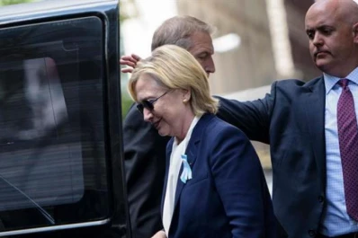 Hillary Clinton tiene neumonía y se deshidrató por el calor