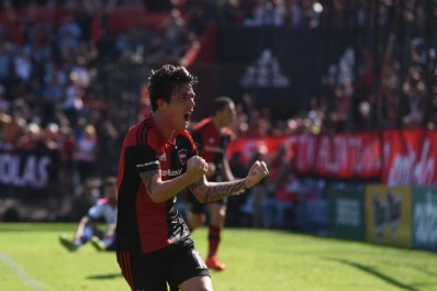Newell’s y Estudiantes se subieron a la cima