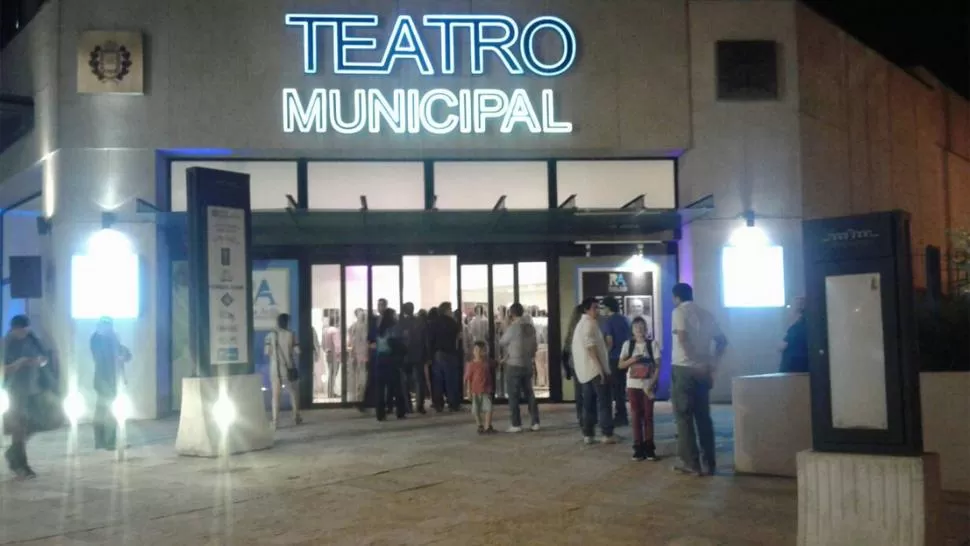 Teatro Rosita Avila. FOTO TOMADA DE TWITTER.COM/MUNISMTUCUMAN