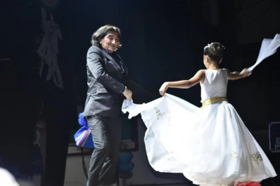 Treinta años de encuentro en la danza