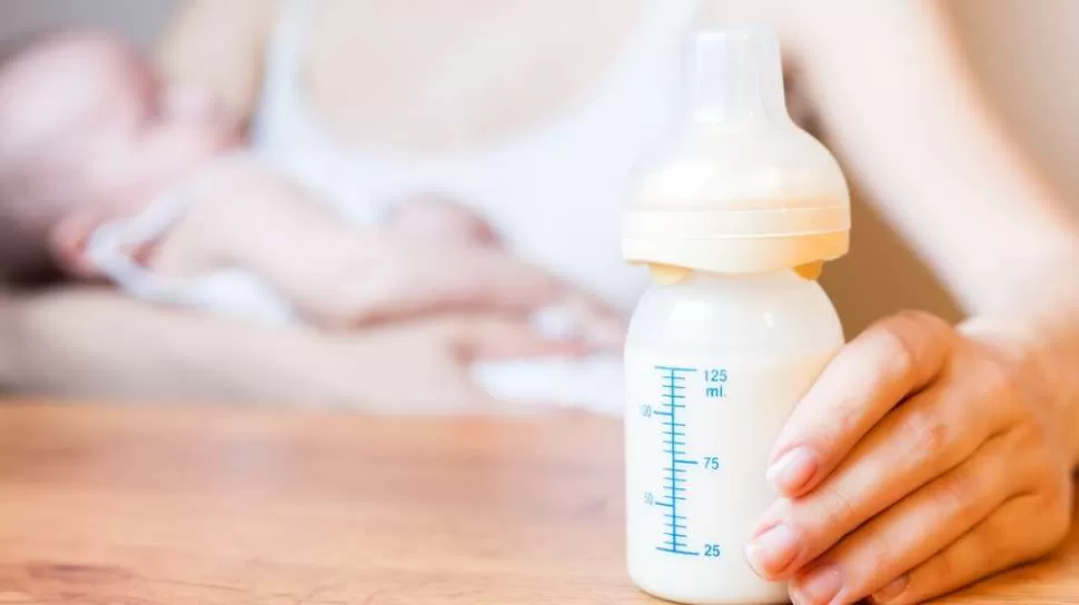 LACTANTES. No todos los bebés pueden digerir las leches de fórmula.   