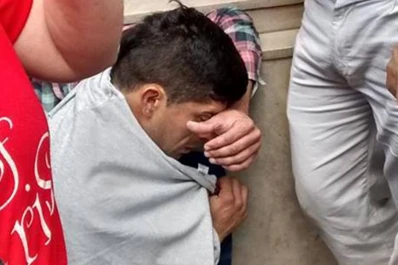 Quiso robar una moto con un chupete y fue sorprendido por el dueño del rodado