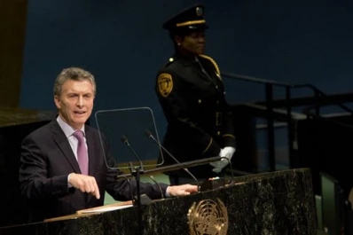 Macri dijo que la primera ministra británica aceptó dialogar sobre Malvinas